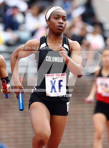 Thumbnail 3 in Penn Relays (Girls 4 x 400) photogallery.