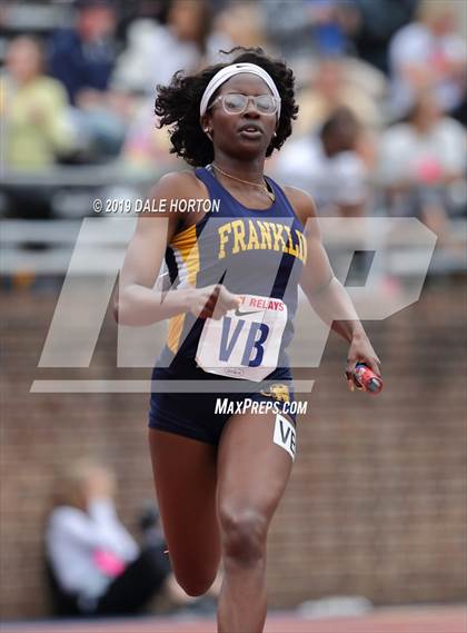 Thumbnail 2 in Penn Relays (Girls 4 x 400) photogallery.