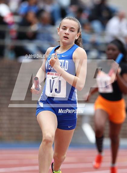 Thumbnail 1 in Penn Relays (Girls 4 x 400) photogallery.