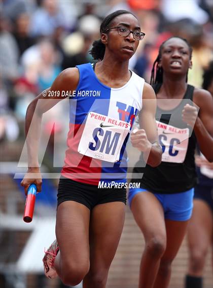 Thumbnail 2 in Penn Relays (Girls 4 x 400) photogallery.