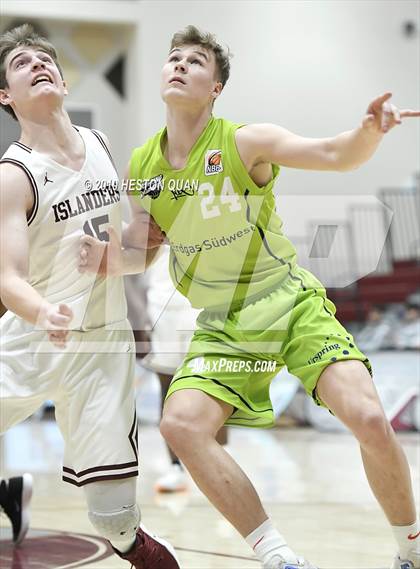 Thumbnail 1 in Mercer Island vs. Urspring -Germany (Rancho Mirage Holiday Invitational) photogallery.