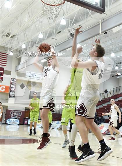 Thumbnail 2 in Mercer Island vs. Urspring -Germany (Rancho Mirage Holiday Invitational) photogallery.