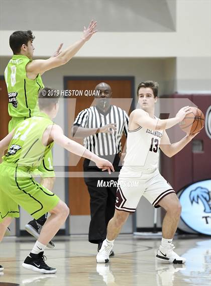 Thumbnail 1 in Mercer Island vs. Urspring -Germany (Rancho Mirage Holiday Invitational) photogallery.