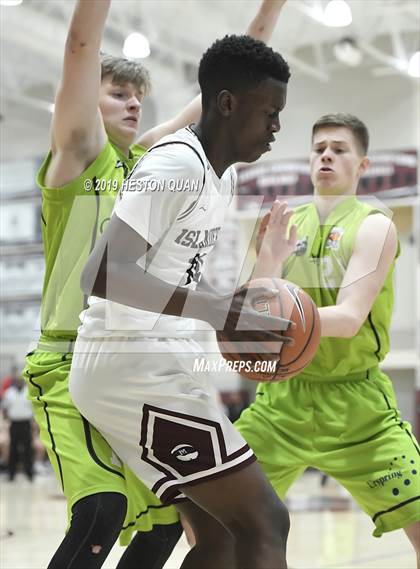Thumbnail 3 in Mercer Island vs. Urspring -Germany (Rancho Mirage Holiday Invitational) photogallery.