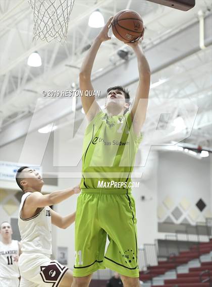 Thumbnail 1 in Mercer Island vs. Urspring -Germany (Rancho Mirage Holiday Invitational) photogallery.
