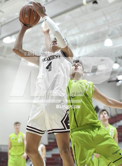 Thumbnail 3 in Mercer Island vs. Urspring -Germany (Rancho Mirage Holiday Invitational) photogallery.