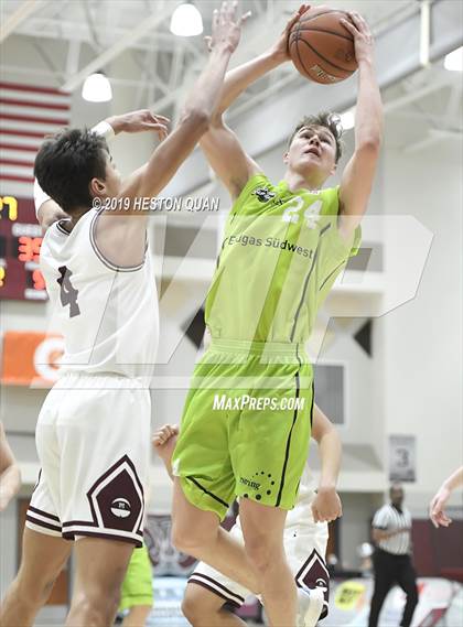 Thumbnail 3 in Mercer Island vs. Urspring -Germany (Rancho Mirage Holiday Invitational) photogallery.