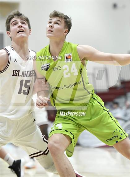 Thumbnail 3 in Mercer Island vs. Urspring -Germany (Rancho Mirage Holiday Invitational) photogallery.