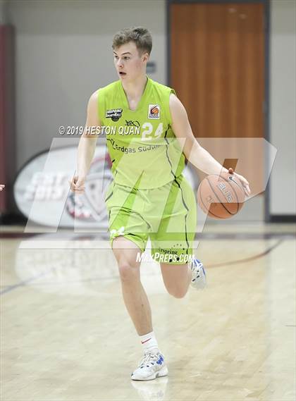 Thumbnail 3 in Mercer Island vs. Urspring -Germany (Rancho Mirage Holiday Invitational) photogallery.