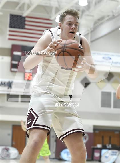 Thumbnail 1 in Mercer Island vs. Urspring -Germany (Rancho Mirage Holiday Invitational) photogallery.