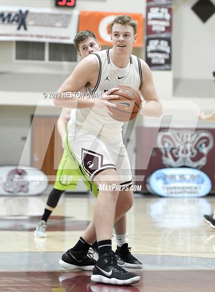 Thumbnail 2 in Mercer Island vs. Urspring -Germany (Rancho Mirage Holiday Invitational) photogallery.