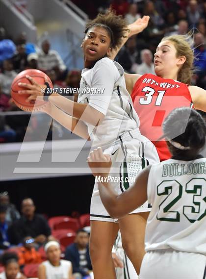 Thumbnail 1 in Northwest Guilford vs. Southeast Raleigh (NCHSAA 4A Final) photogallery.