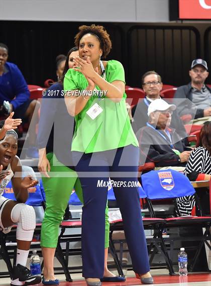 Thumbnail 3 in Northwest Guilford vs. Southeast Raleigh (NCHSAA 4A Final) photogallery.