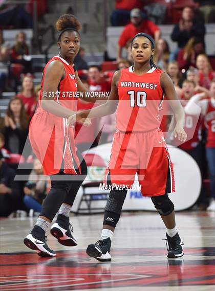 Thumbnail 3 in Northwest Guilford vs. Southeast Raleigh (NCHSAA 4A Final) photogallery.