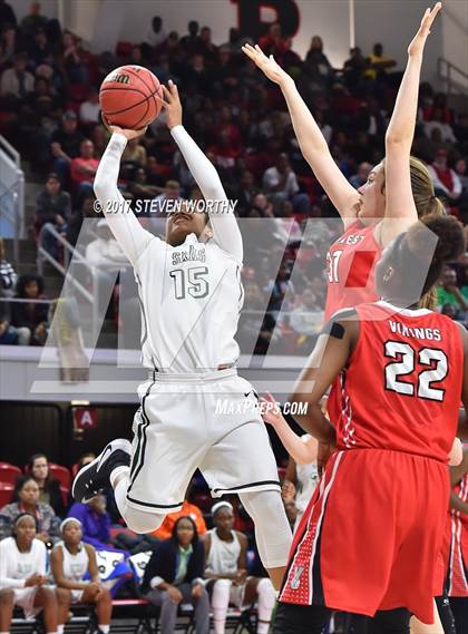 Thumbnail 2 in Northwest Guilford vs. Southeast Raleigh (NCHSAA 4A Final) photogallery.