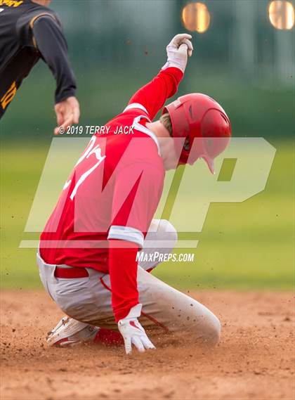 Thumbnail 2 in Mater Dei @ Foothill  photogallery.