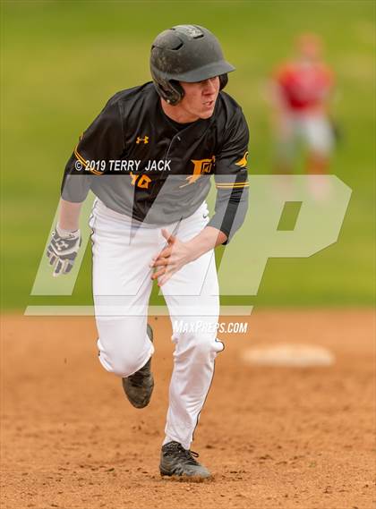 Thumbnail 2 in Mater Dei @ Foothill  photogallery.