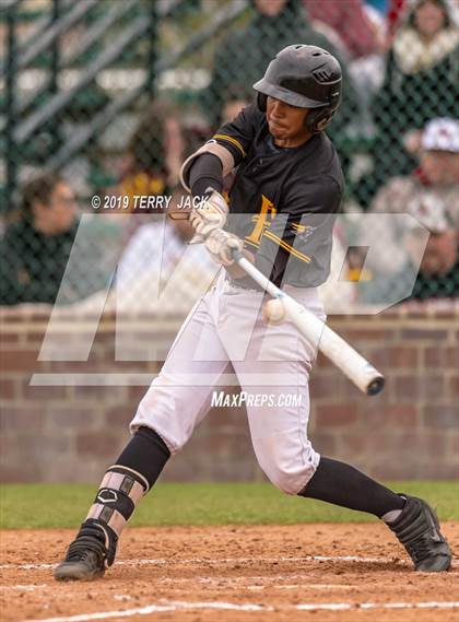 Thumbnail 2 in Mater Dei @ Foothill  photogallery.