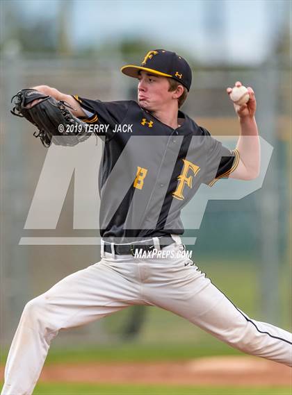 Thumbnail 2 in Mater Dei @ Foothill  photogallery.