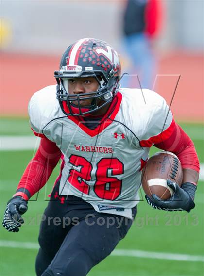 Thumbnail 1 in Brennan vs. Victoria West (UIL 4A D1 Regional Playoffs) photogallery.