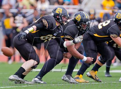 Thumbnail 1 in Brennan vs. Victoria West (UIL 4A D1 Regional Playoffs) photogallery.