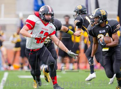 Thumbnail 1 in Brennan vs. Victoria West (UIL 4A D1 Regional Playoffs) photogallery.