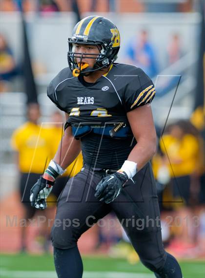 Thumbnail 2 in Brennan vs. Victoria West (UIL 4A D1 Regional Playoffs) photogallery.