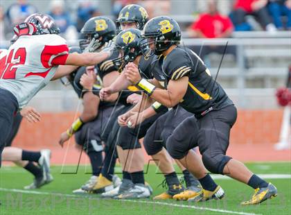 Thumbnail 2 in Brennan vs. Victoria West (UIL 4A D1 Regional Playoffs) photogallery.