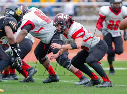 Thumbnail 2 in Brennan vs. Victoria West (UIL 4A D1 Regional Playoffs) photogallery.