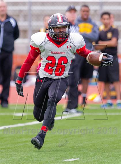 Thumbnail 2 in Brennan vs. Victoria West (UIL 4A D1 Regional Playoffs) photogallery.