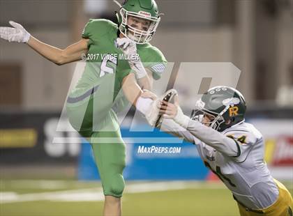 Thumbnail 1 in Richland vs. Woodinville (WIAA 4A Final) photogallery.