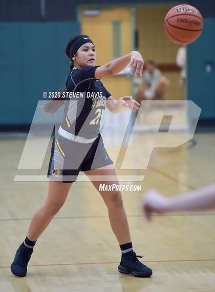 Thumbnail 1 in Gilbert vs Campo Verde photogallery.