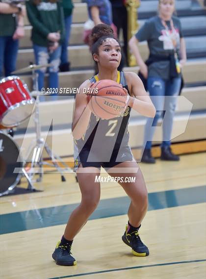 Thumbnail 3 in Gilbert vs Campo Verde photogallery.