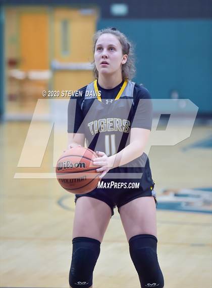 Thumbnail 2 in Gilbert vs Campo Verde photogallery.