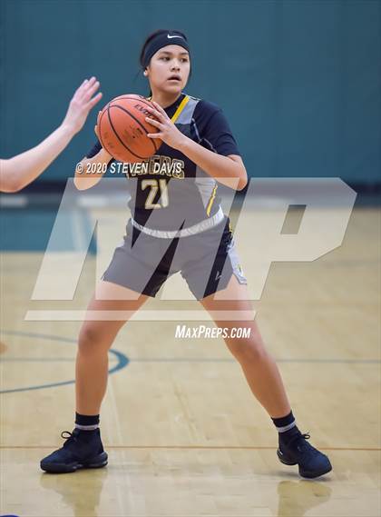 Thumbnail 2 in Gilbert vs Campo Verde photogallery.