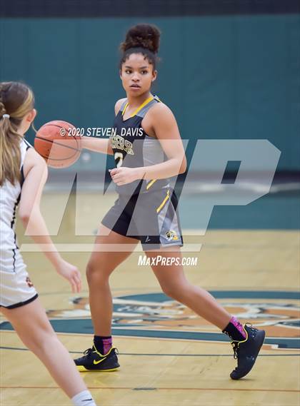 Thumbnail 2 in Gilbert vs Campo Verde photogallery.