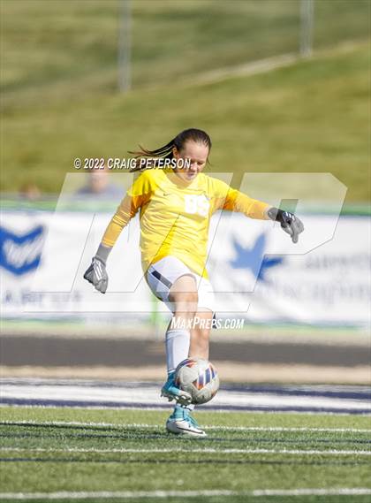 Thumbnail 3 in Ridgeline vs. Sky View (UHSAA 4A Quarterfinal) photogallery.