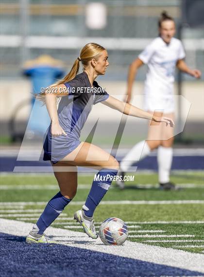 Thumbnail 2 in Ridgeline vs. Sky View (UHSAA 4A Quarterfinal) photogallery.