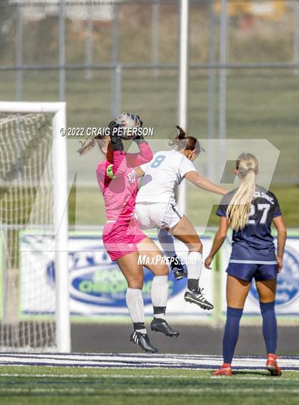 Thumbnail 2 in Ridgeline vs. Sky View (UHSAA 4A Quarterfinal) photogallery.
