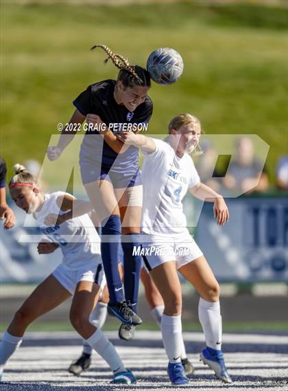 Thumbnail 3 in Ridgeline vs. Sky View (UHSAA 4A Quarterfinal) photogallery.
