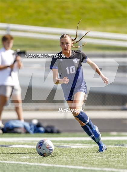 Thumbnail 3 in Ridgeline vs. Sky View (UHSAA 4A Quarterfinal) photogallery.