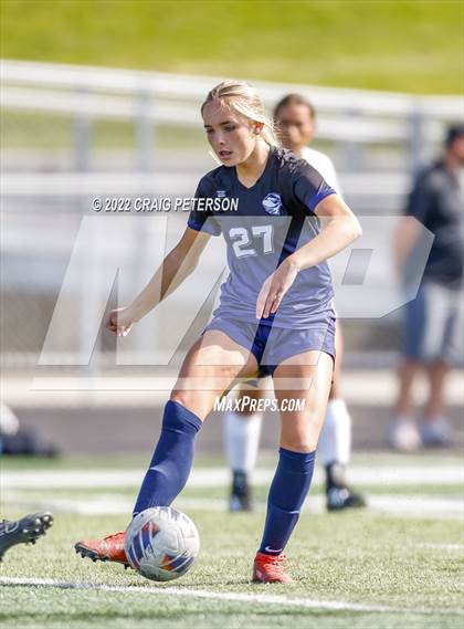 Thumbnail 1 in Ridgeline vs. Sky View (UHSAA 4A Quarterfinal) photogallery.
