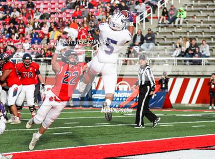 Thumbnail 3 in Springville vs. Lehi (UHSAA 5A Semi-Final) photogallery.
