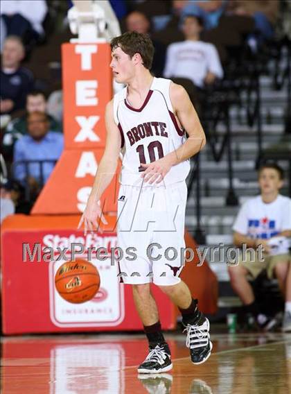 Thumbnail 1 in Bronte vs. Roxton (UIL 1A Semifinal) photogallery.