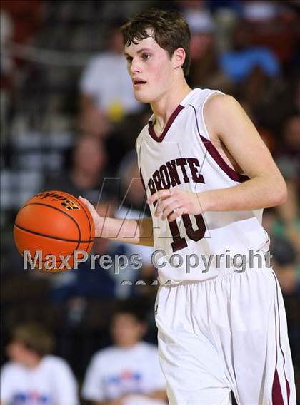 Thumbnail 1 in Bronte vs. Roxton (UIL 1A Semifinal) photogallery.