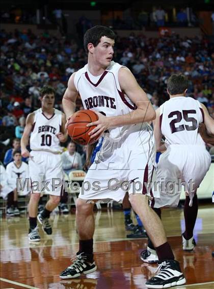 Thumbnail 2 in Bronte vs. Roxton (UIL 1A Semifinal) photogallery.