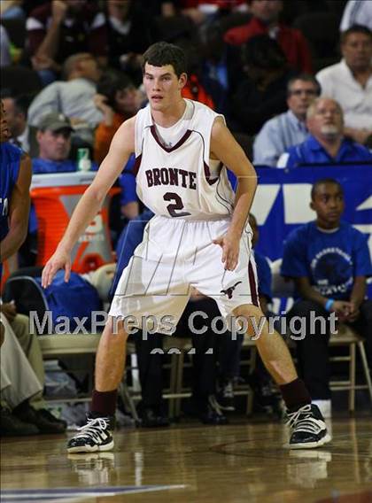 Thumbnail 2 in Bronte vs. Roxton (UIL 1A Semifinal) photogallery.