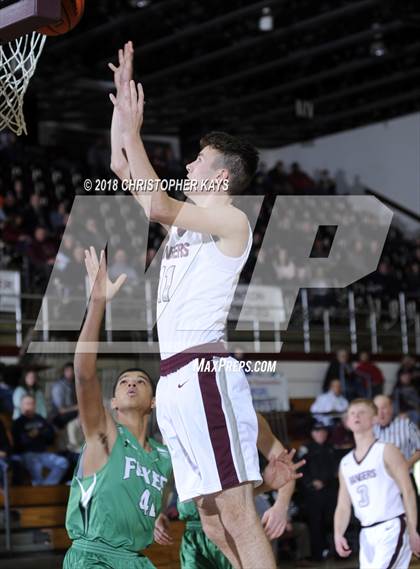 Thumbnail 3 in Hamilton County vs Benton (Benton Invitational Tournament) photogallery.