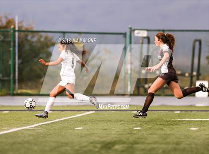 Thumbnail 2 in Woodside vs. Saint Francis (CIF CCS D1 Final) photogallery.