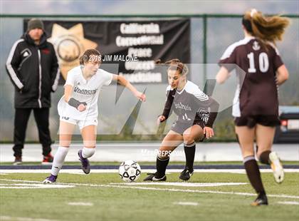 Thumbnail 1 in Woodside vs. Saint Francis (CIF CCS D1 Final) photogallery.